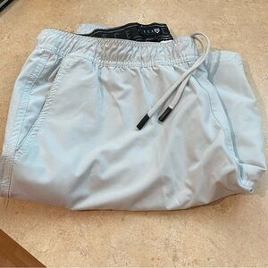 VEECE MEN’s MED Active shorts EUC
